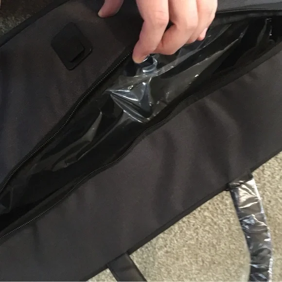 EZRI Weekender Duffle Bag